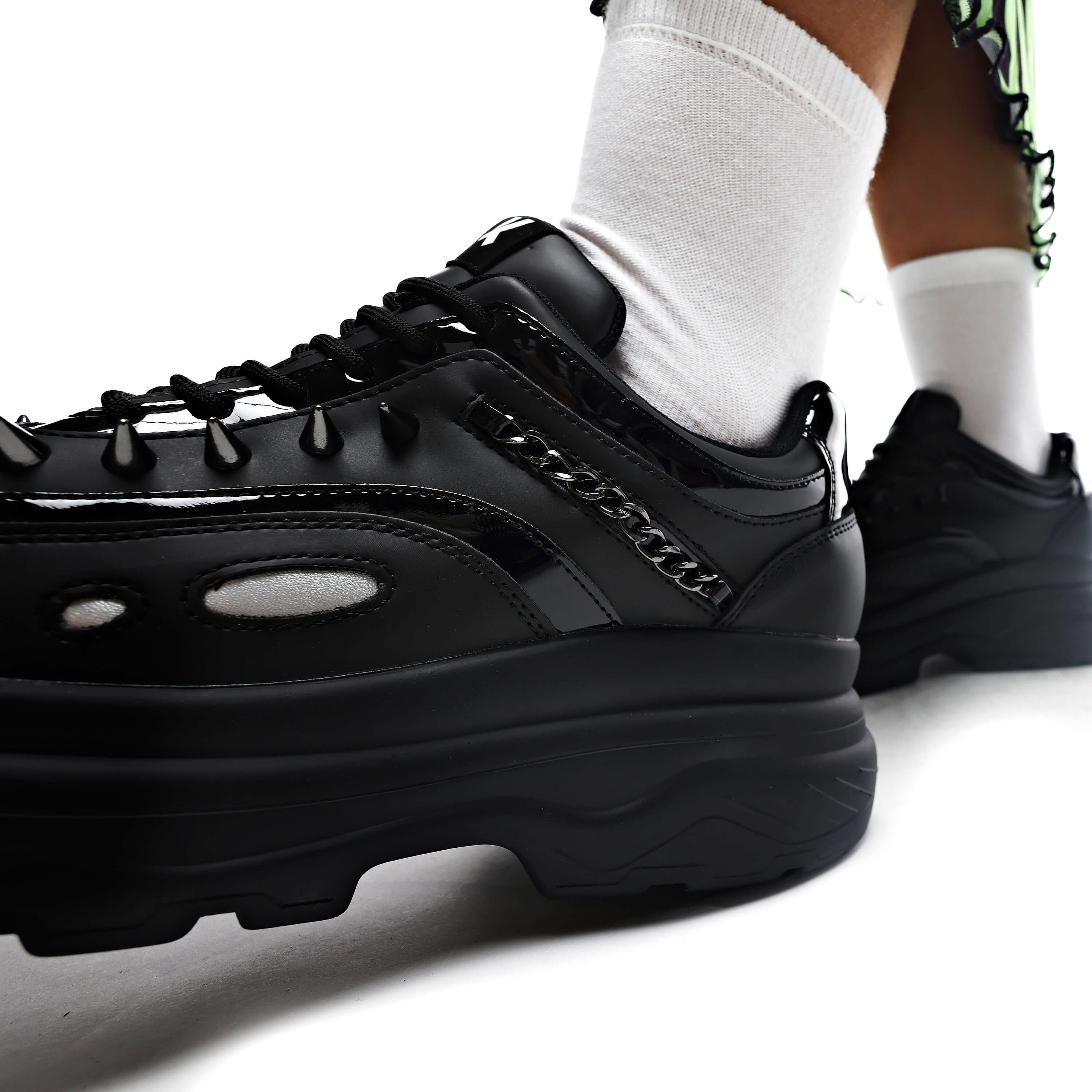 BANE OF EXILE TRAINERS - Image 8