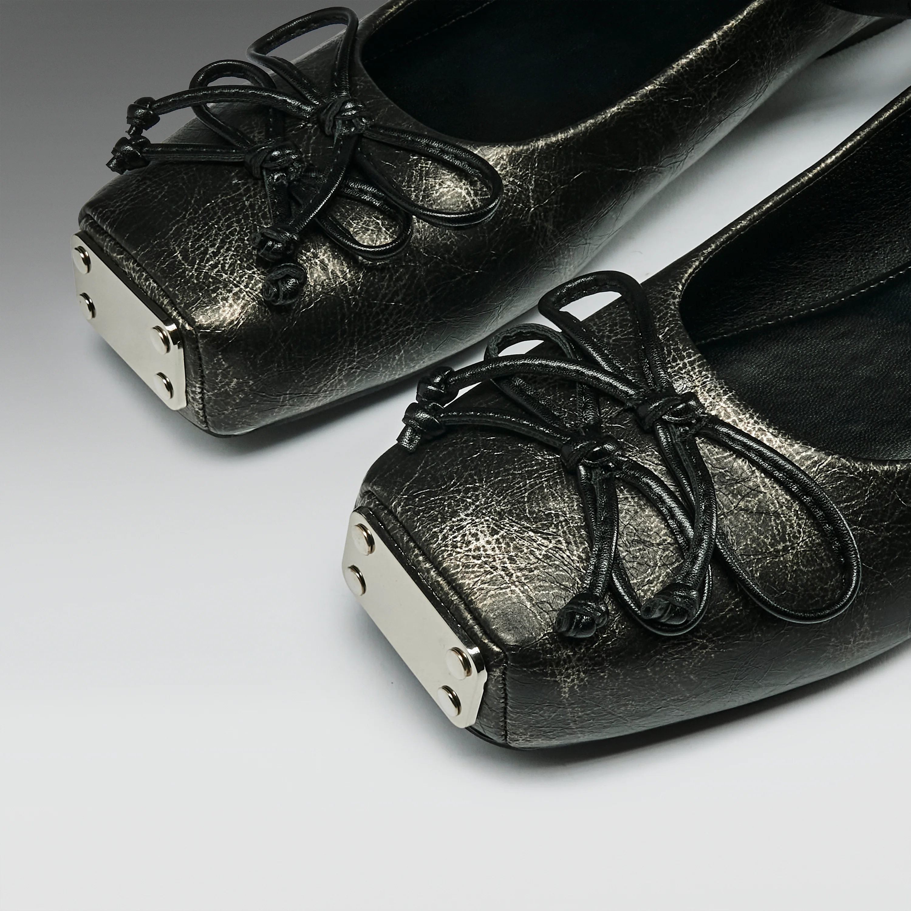 Blithe Metal Toe Ballet Flats- Cracked Grey - Image 8