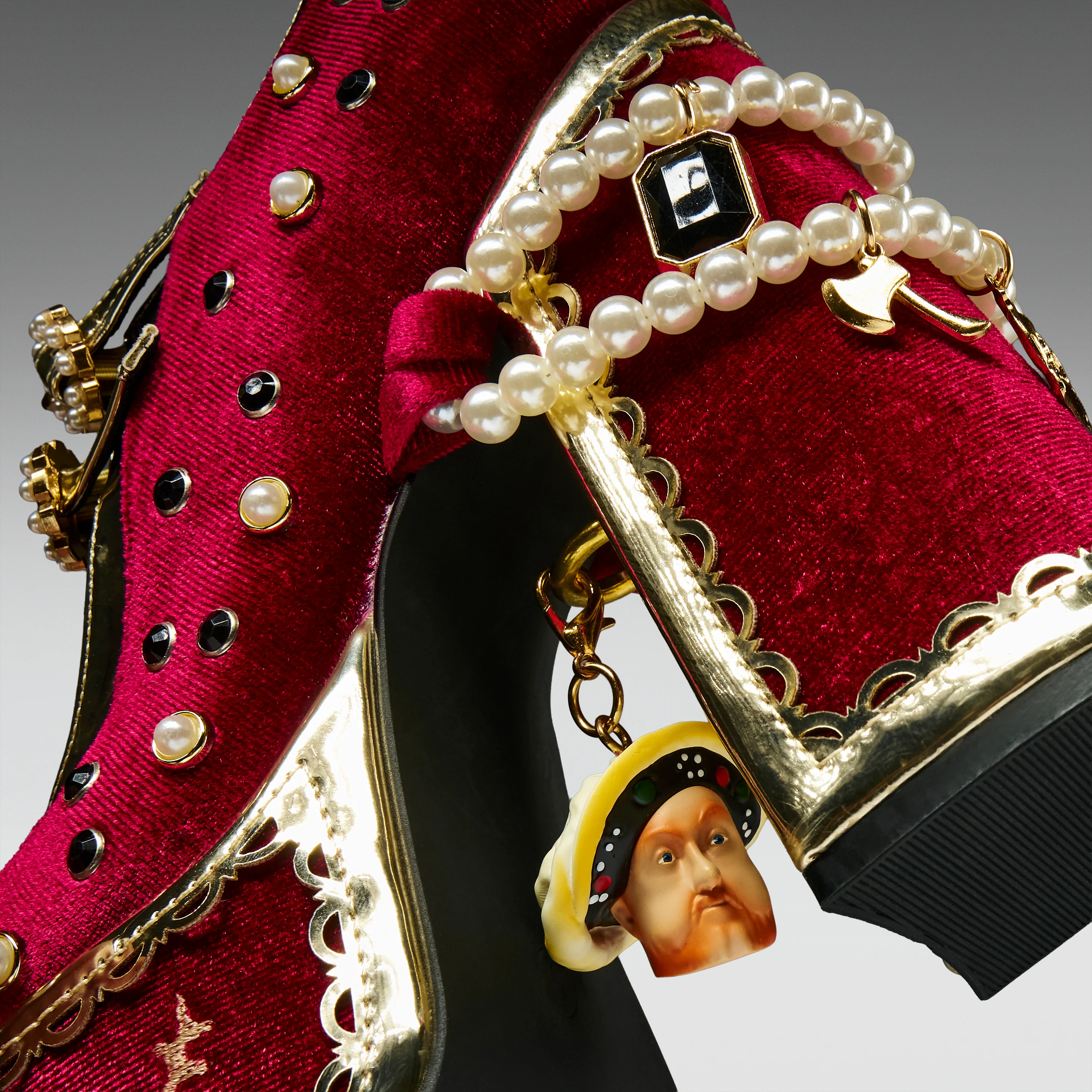 Boleyn’s Vengeance Heels - Image 3