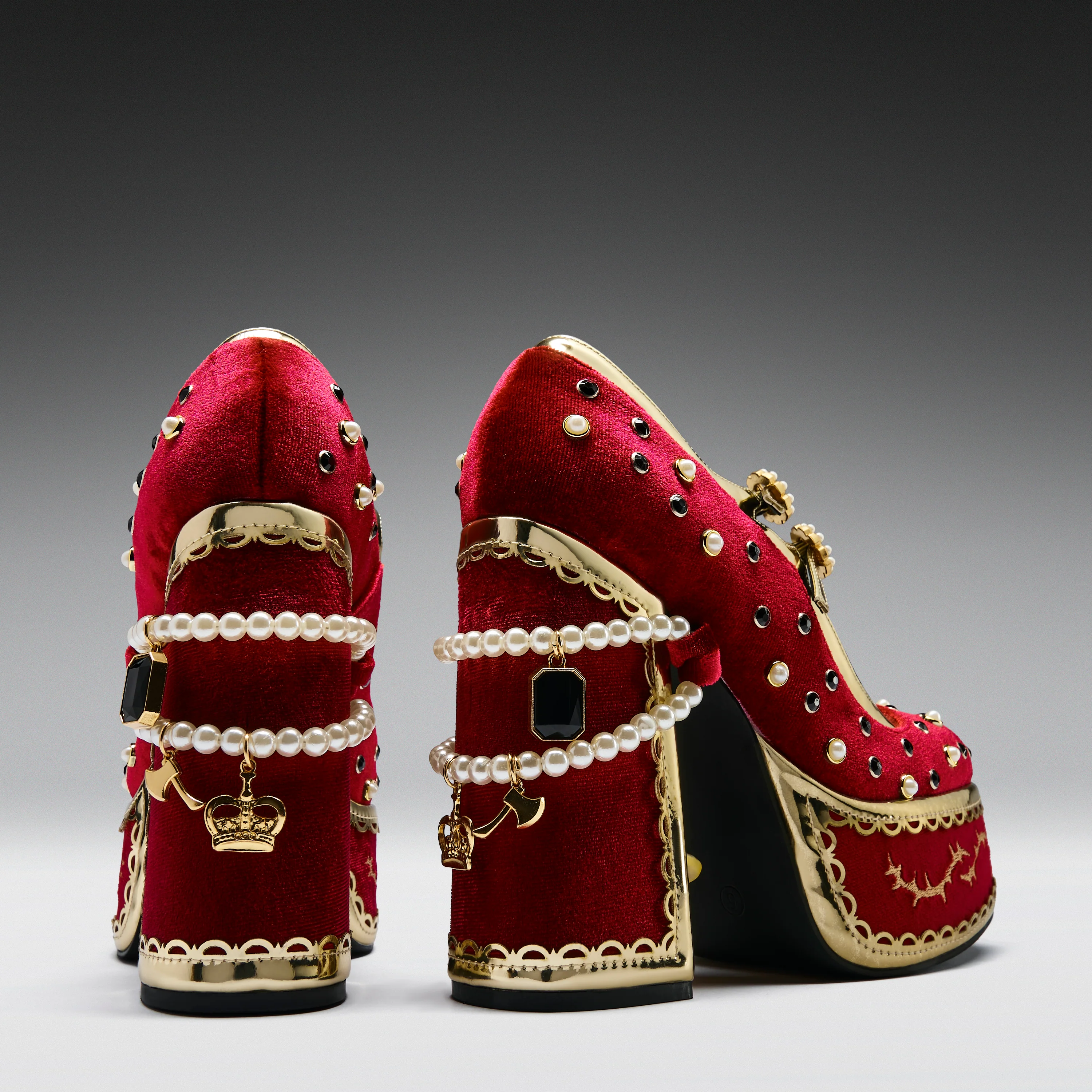 Boleyn’s Vengeance Heels - Image 5