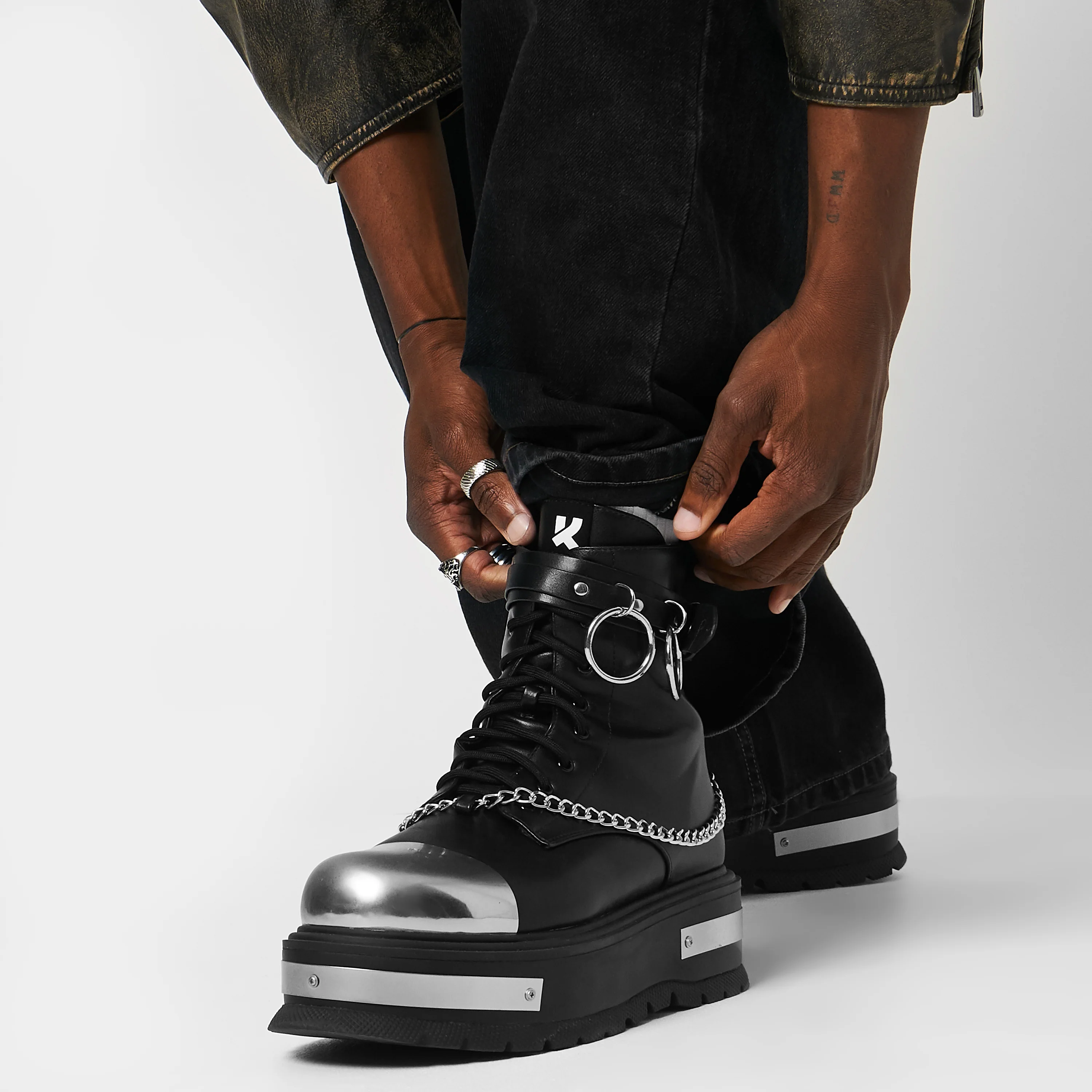 Borin Men's Hardware Platform Boots - Image 4