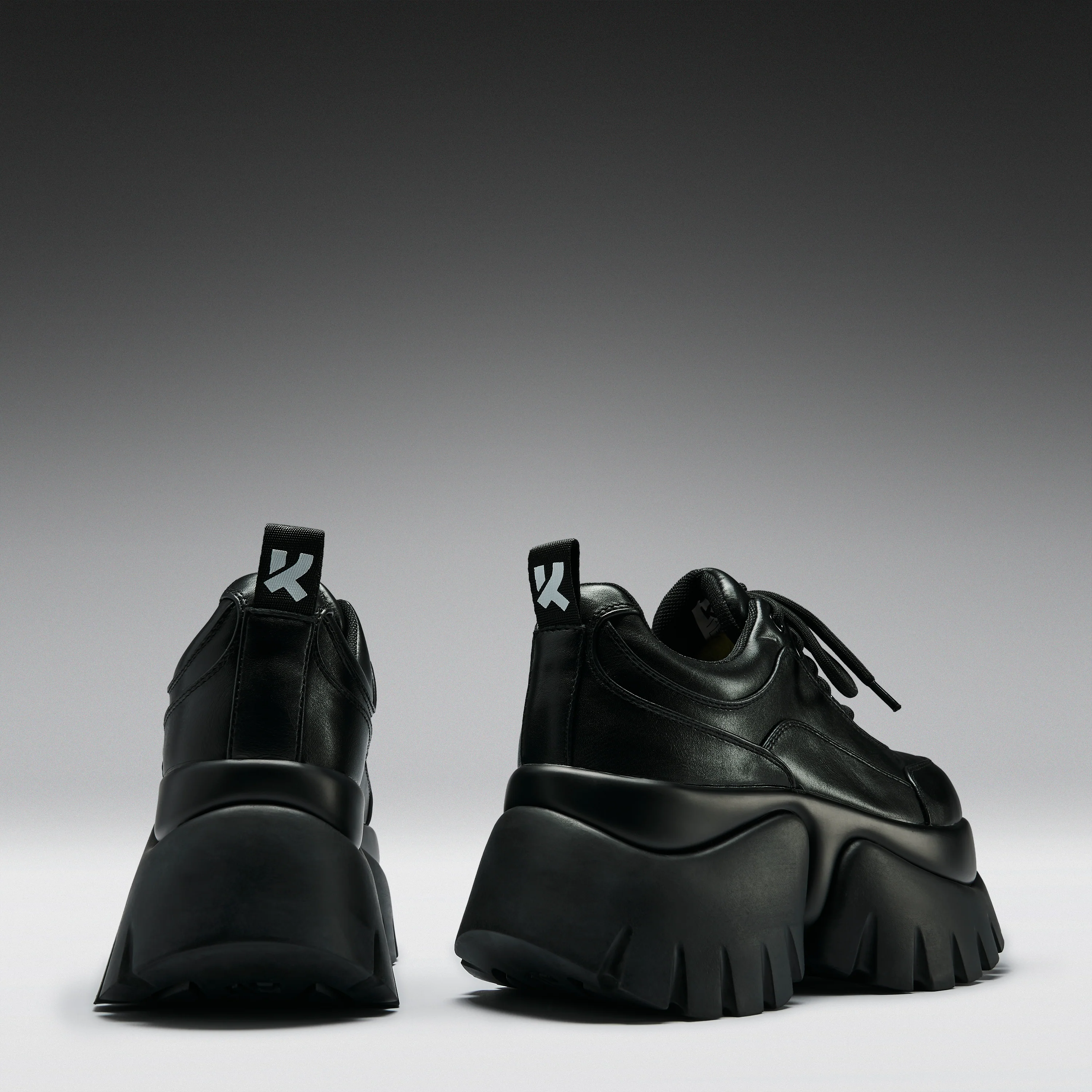 Chronicles 'Monster' Platform Trainers - Image 6