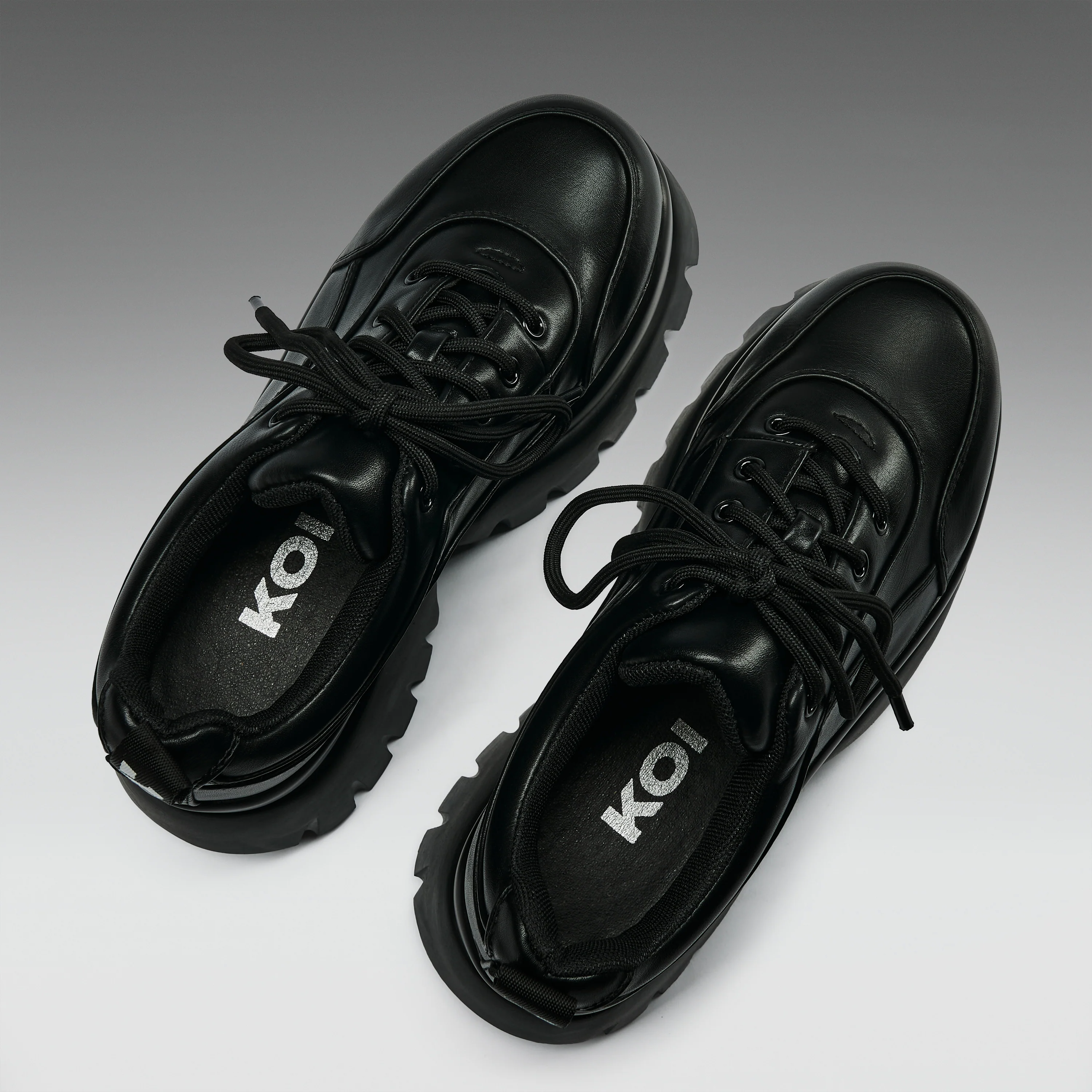 Chronicles 'Monster' Platform Trainers - Image 7