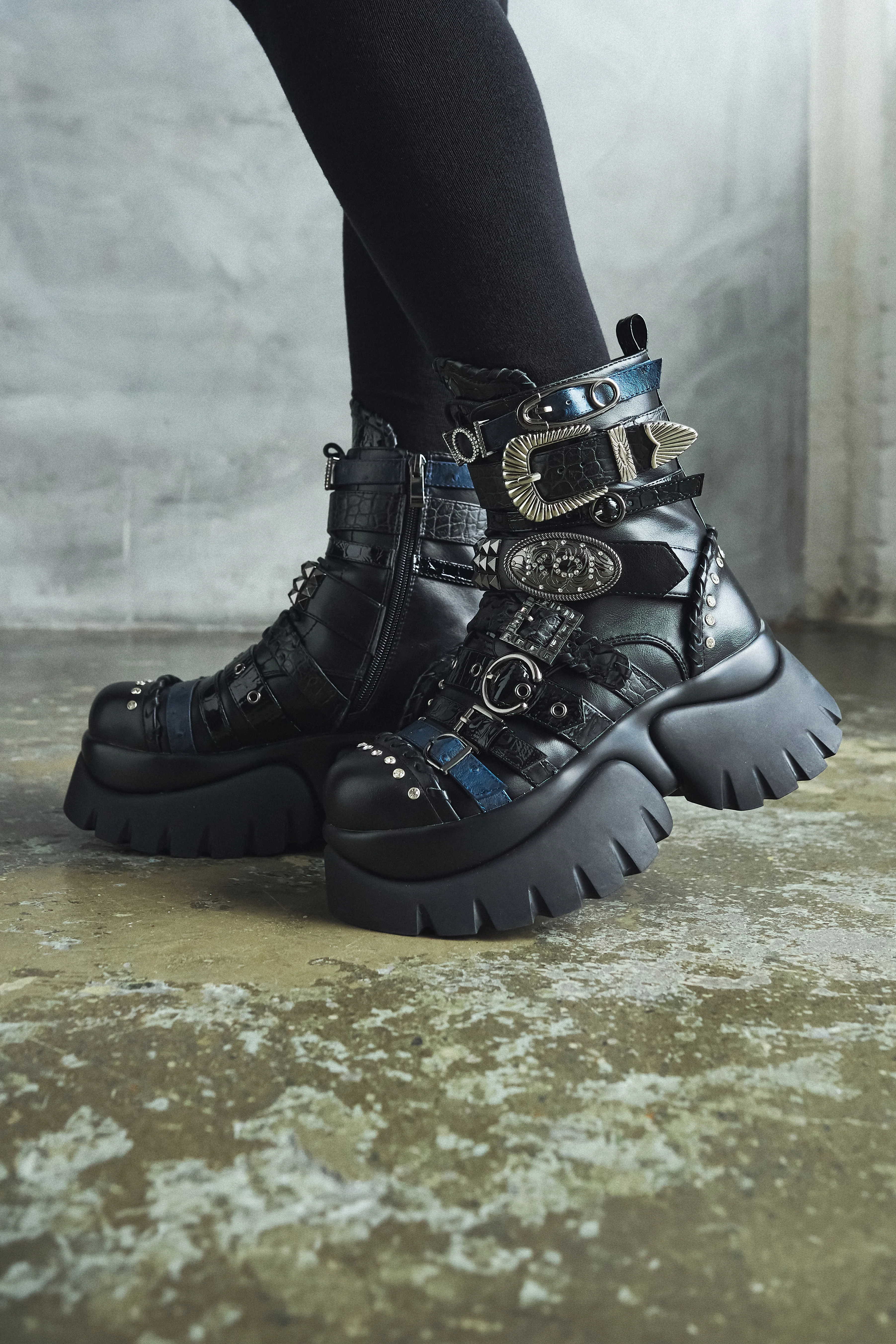 Enchained Belt Monster Boots- Black - Image 4