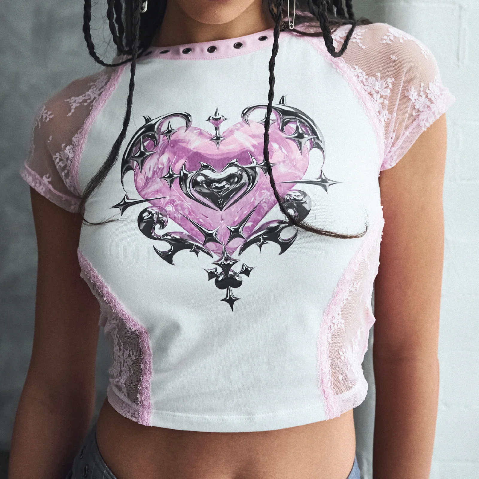 Love Clock Graphic Heart T-Shirt - White - Image 2