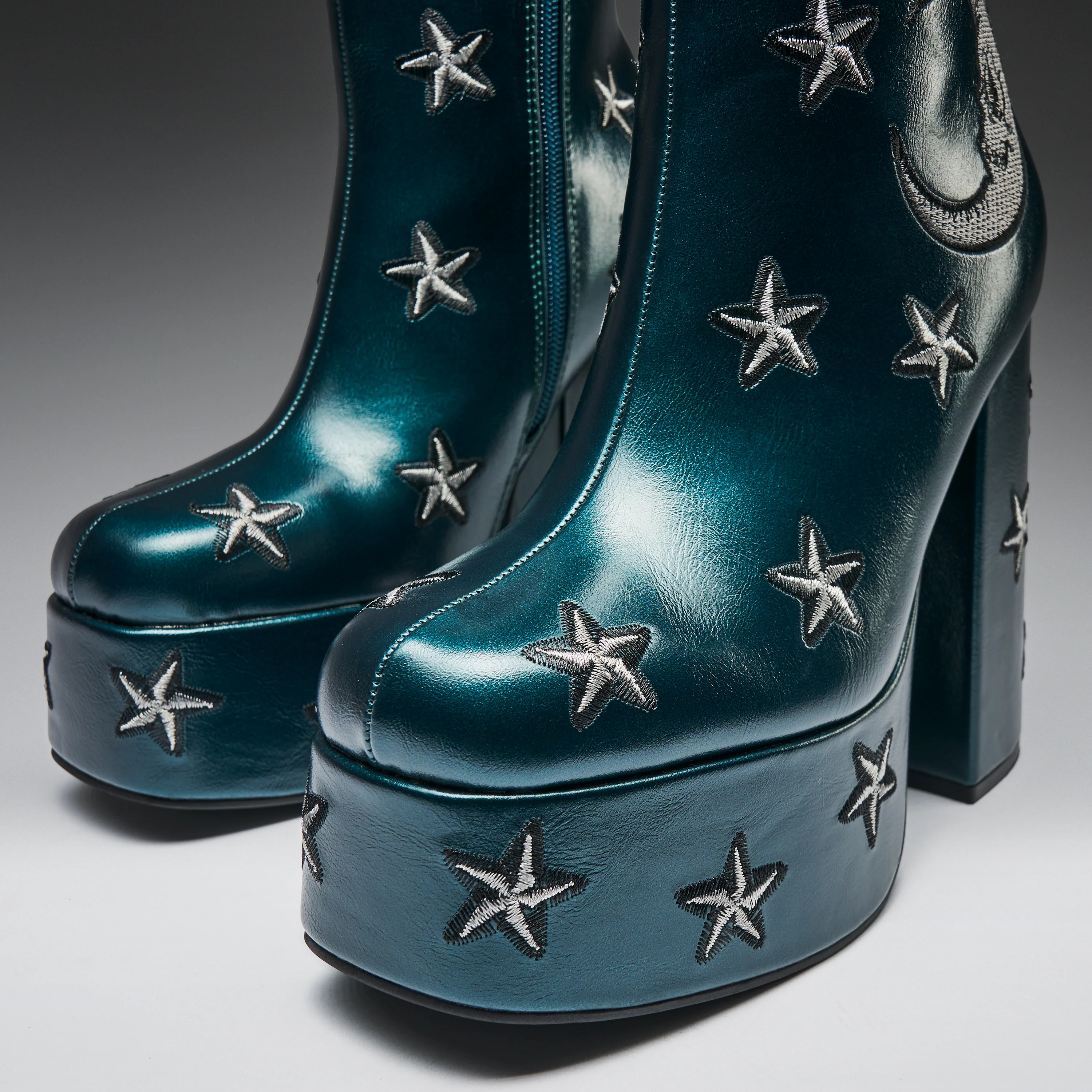 Dreams of Mooncraft Teal Heeled Boots - Image 3