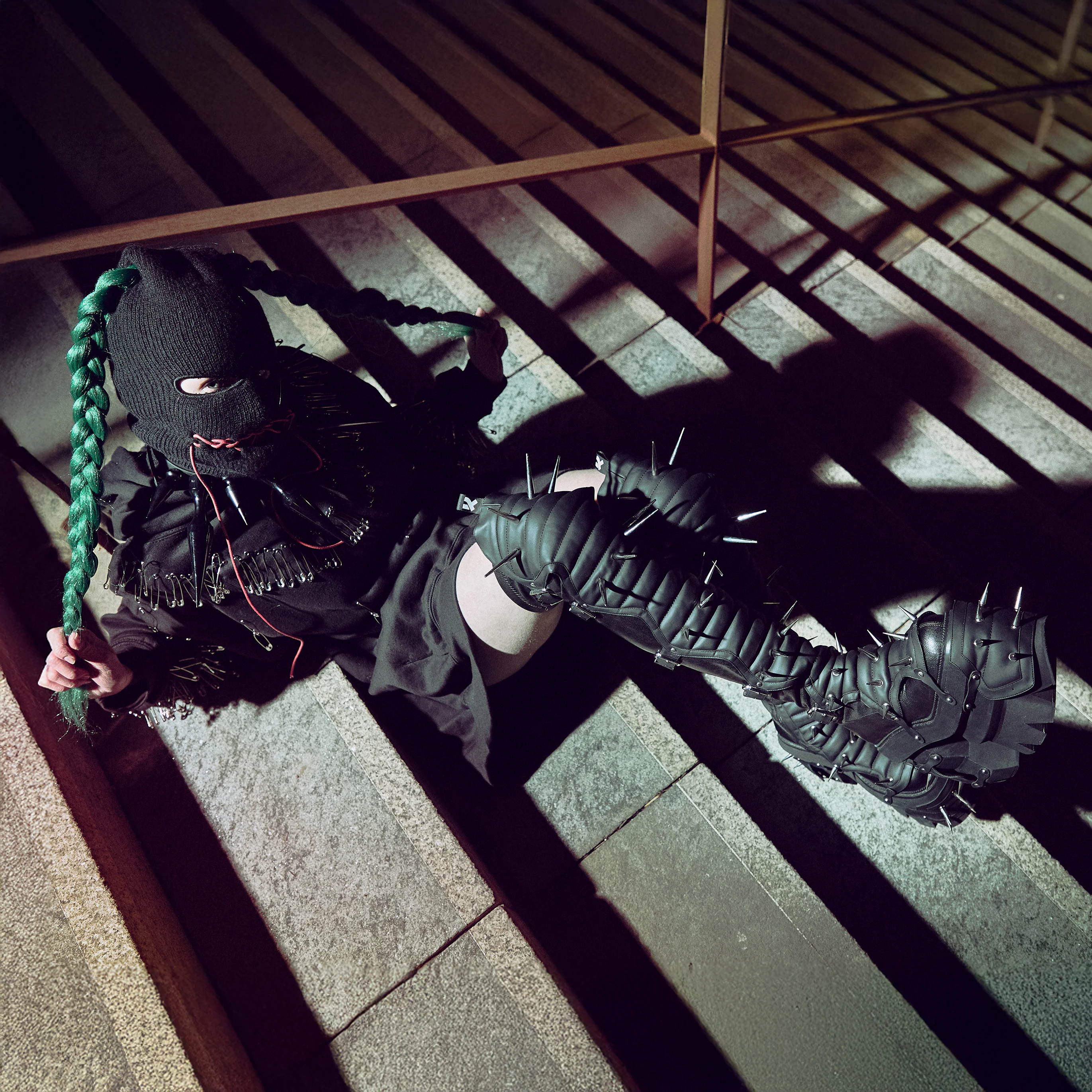 The Joker Subway Scene Boots - Image 8