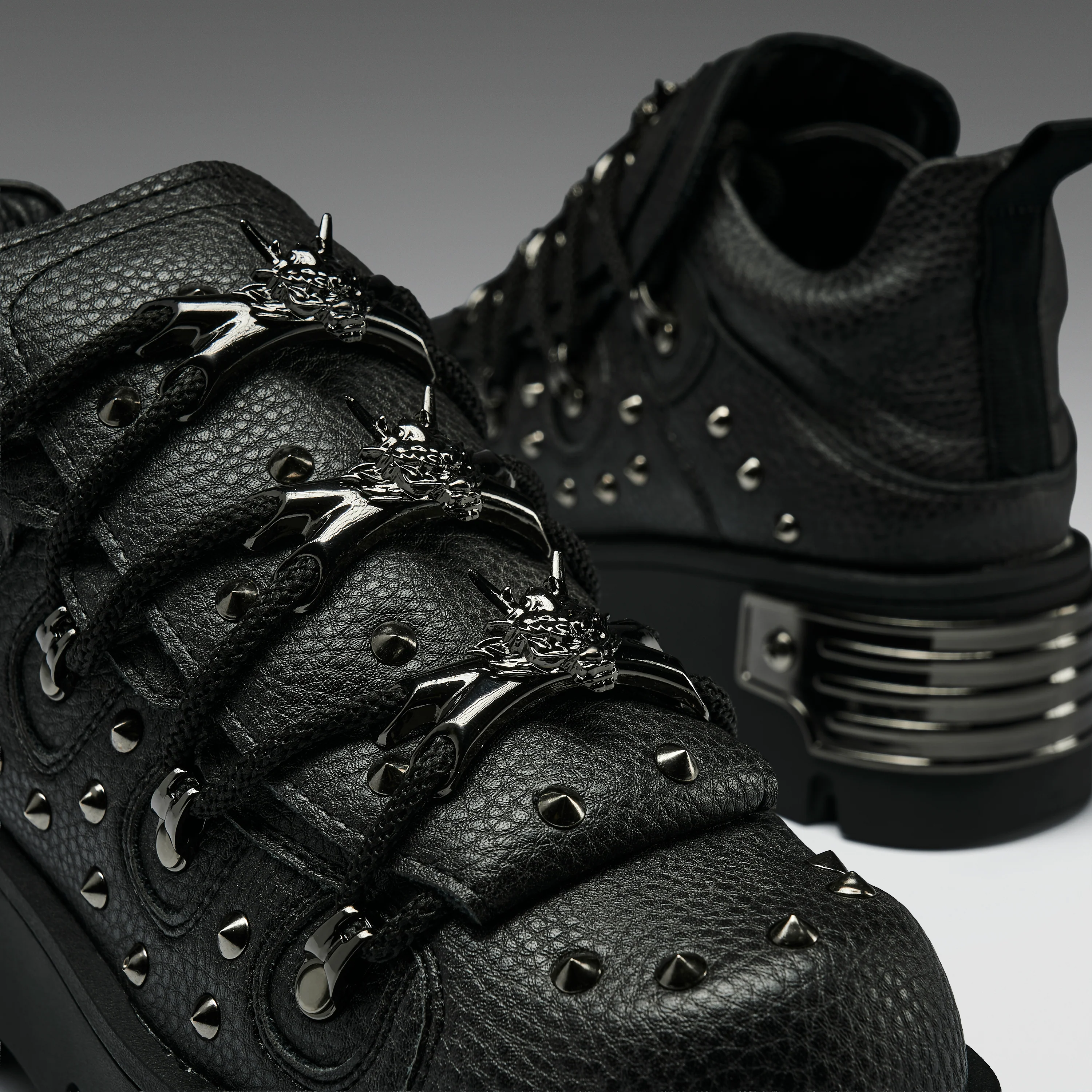 Thurnax Chunky Hardware Trainers - Black - Image 3